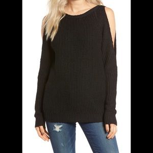 SOLD***Glamorous Cold Shoulder Sweater Sz M